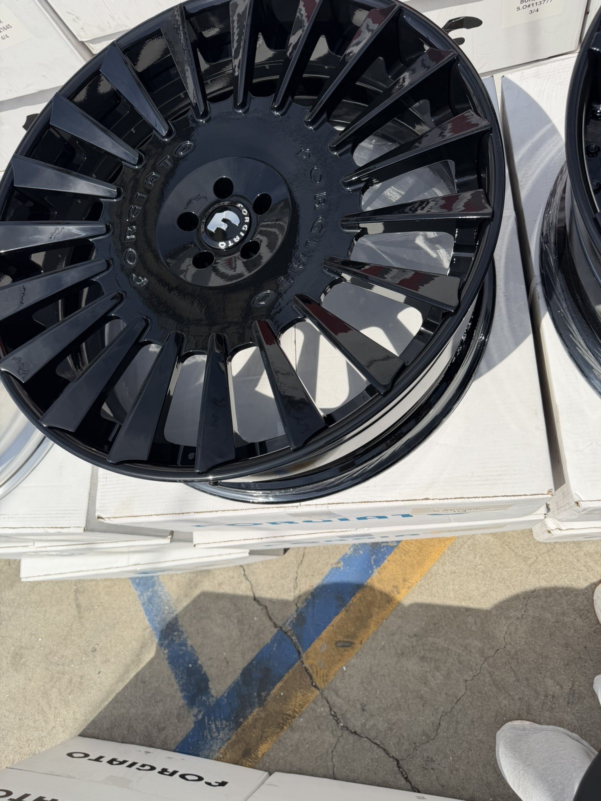 26x10 Forgiato Calibro-ECL Gloss Black 5x112 Rolls Royce Phantom Ghost Cullinan
