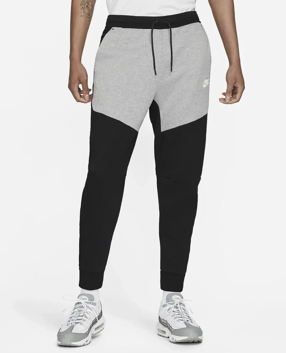 Nike tech fleece shop tracksuit black and grey
