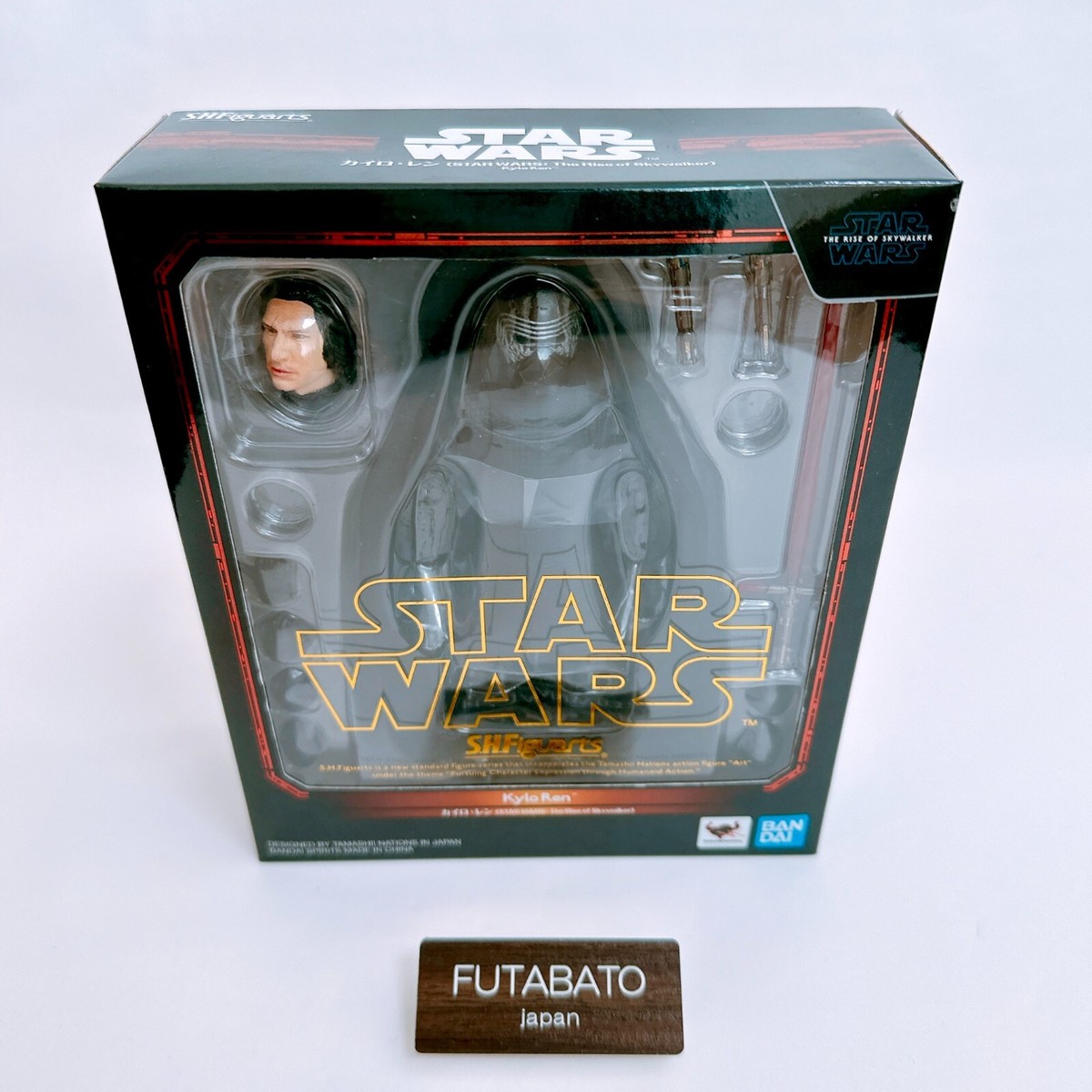 新品・未開封　BANDAI SHFiguarts Kylo Ren カイロ・レン S.H. Figuarts Star Wars The Force Awakens, Unmasked Kylo Ren