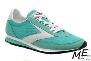 brooks heritage vantage