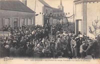 Old postcard 45 LES BORDES LA SAINT HUBERT DU RALLYE FRANCBORT LA SORTIE DE LA MESSE