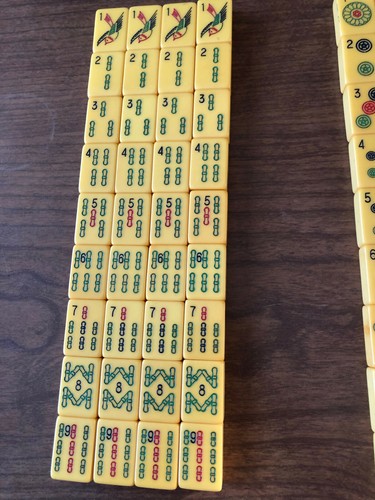 Mah Jong Set Bakelite with 152 Tiles, 4 Racks, 2 red dice - Picture 7 of 17