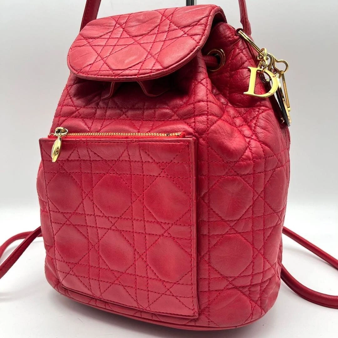 CHRISTIAN DIOR Sac à dos cuir cannage matelassé peau d'agneau rouge