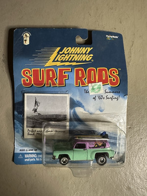 Johnny Lightning Surf Rods ''Waimea Mamas'' 1:64 Die Cast 1954 Chevy Panel Wagon