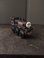 THOMAS FRIENDS WOODEN RAILWAY TRAIN - DOUGLAS ENGINE 1999