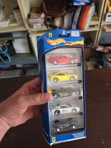 Hot Wheels Ferrari Gift Pack | eBay