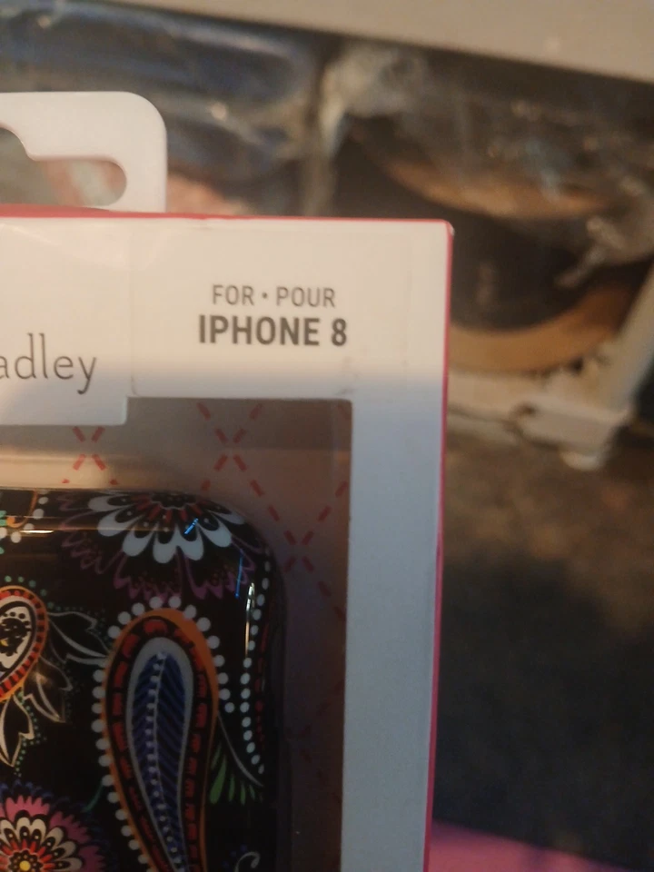 Vera Bradley Falling Flowers iPhone 8 Plus Case BP253 $40 - Image 2 of 4