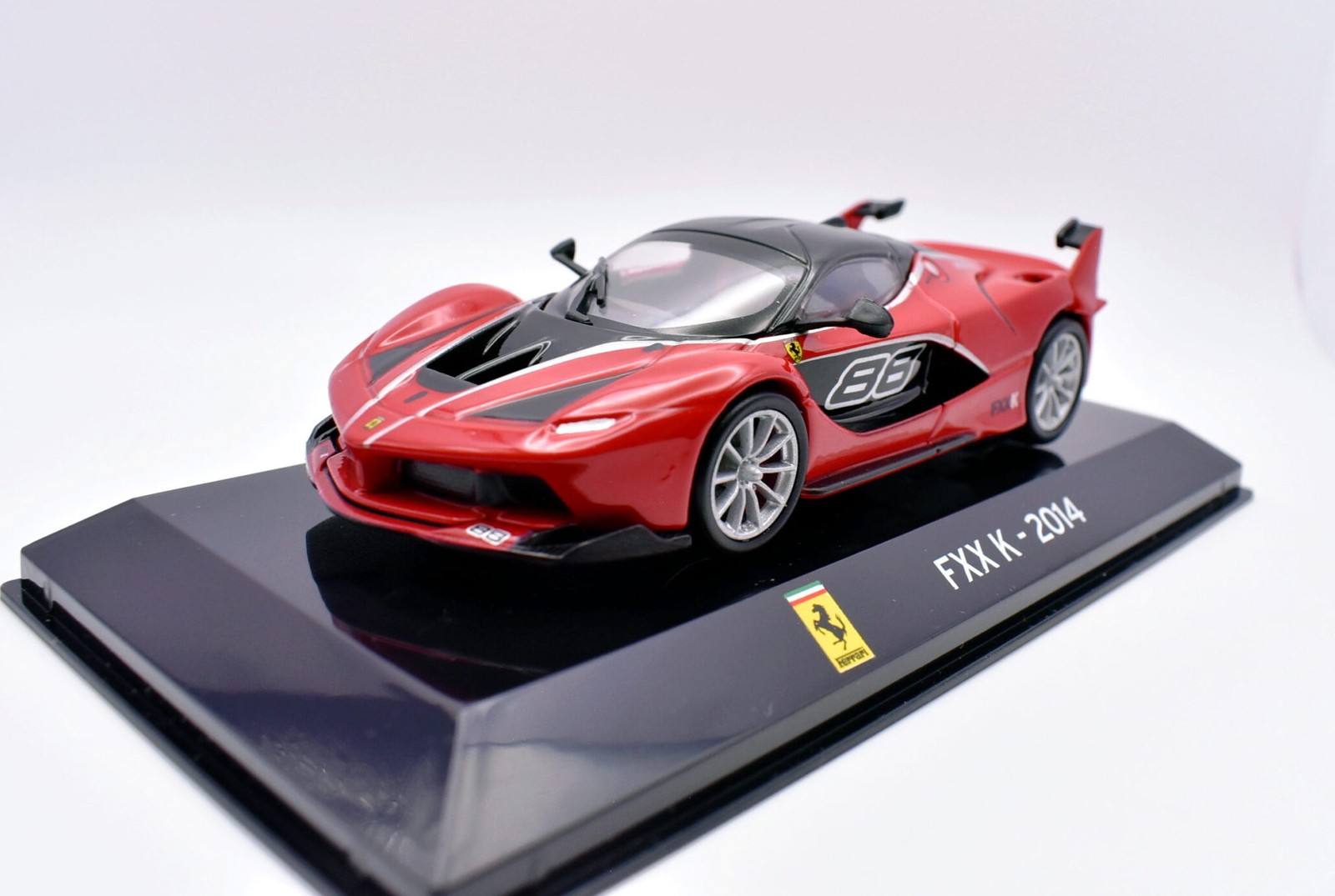 Ferrari Modello Modellino auto scala 1:43 ferrari FXX K diecast modellismo statico ...