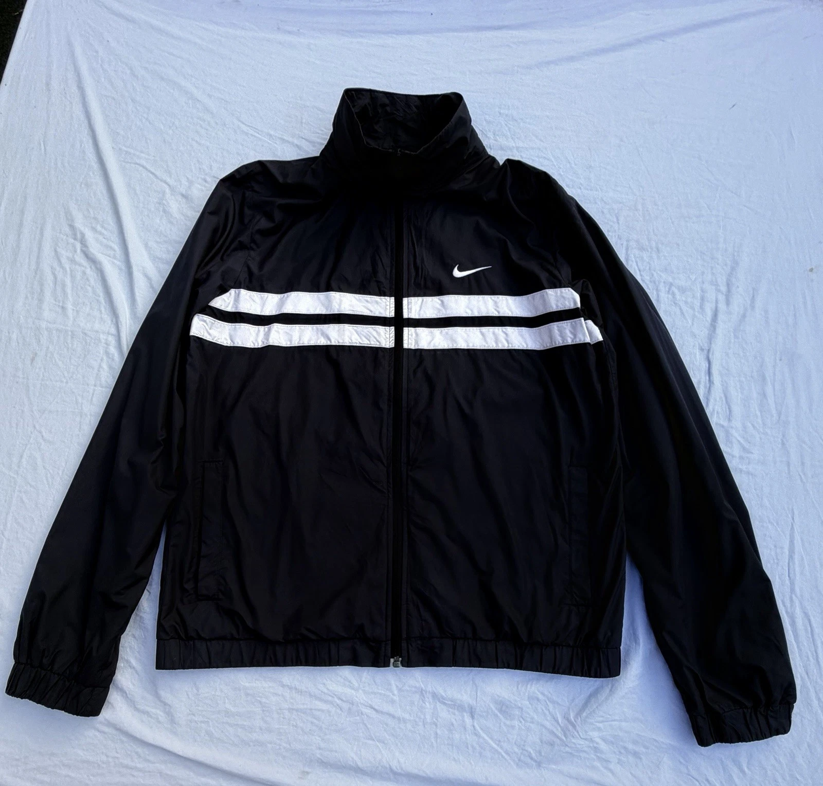 Nike Windbreaker Jacket Mens Large Black Full Zip Big Logo Back Lightweight