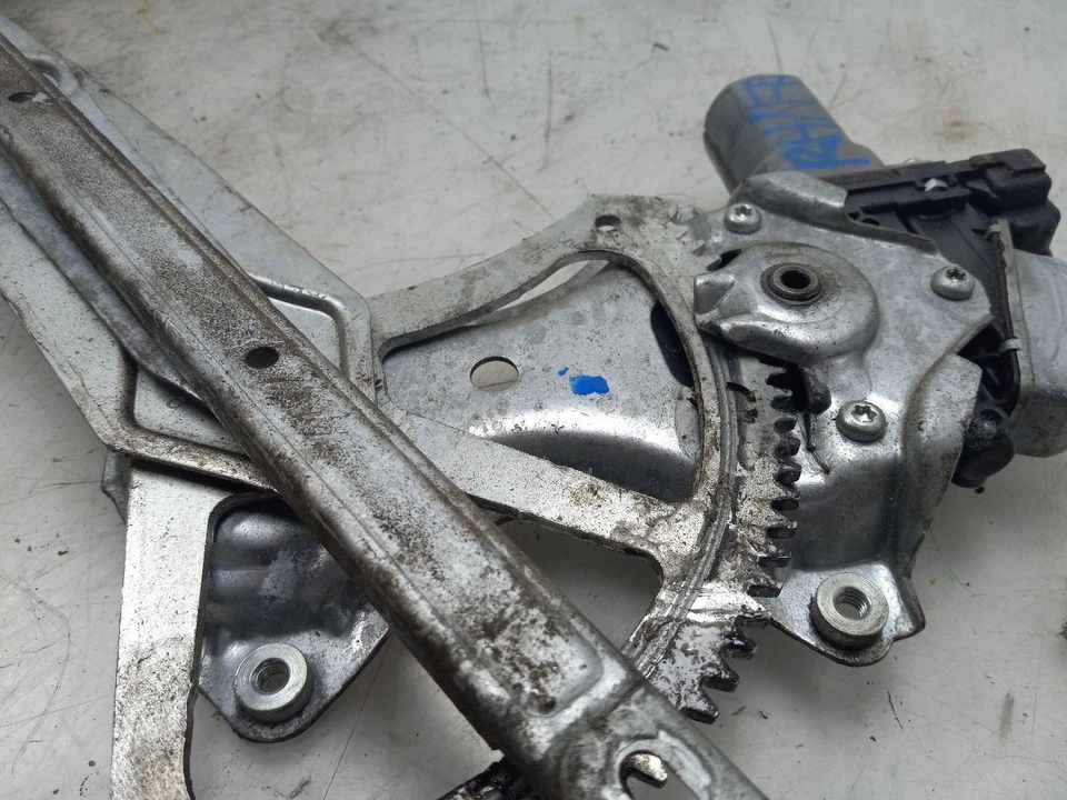 09-16 TOYOTA VENZA FRONT PASSENGER RIGHT WINDOW REGULATOR - Image 2 of 4