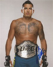 UFC Ultimate Fighting Champ Anthony Pettis Autographed Signed 8x10 Photo COA K