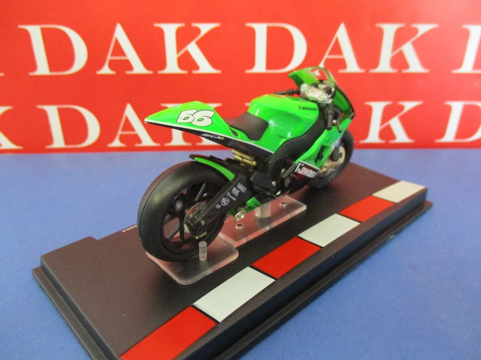Die cast 1/24 Modellino Moto GP Kawasaki ZXR-R Shinya Nakano 2004 - Immagine 3 di 4