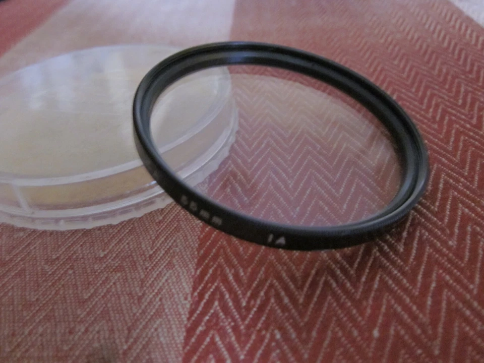 Yashica Original 55mm 1A Protection filter lens in Keeper  - Image 3 of 3