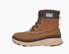 New in Box UGG Boots Beige Arren Weather Junior Kids Boots New In Box 1132270k