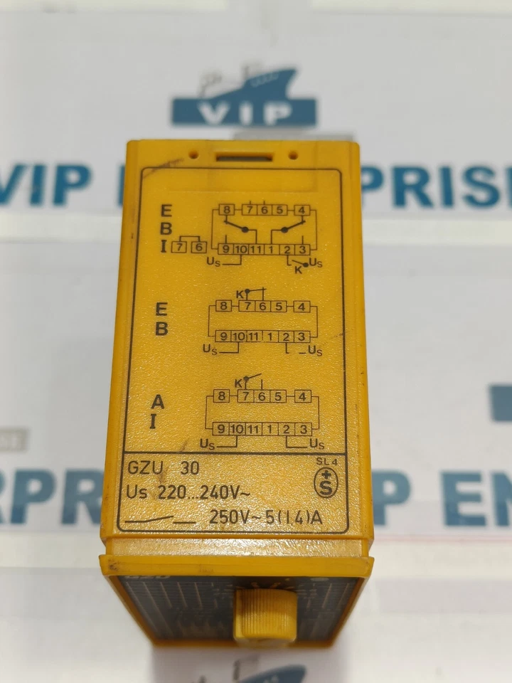 SELECTRON LYSS AG CH-3250 LYSS RELAY 240VAC 5A FREE FAST SHIPPING - Image 4 of 4