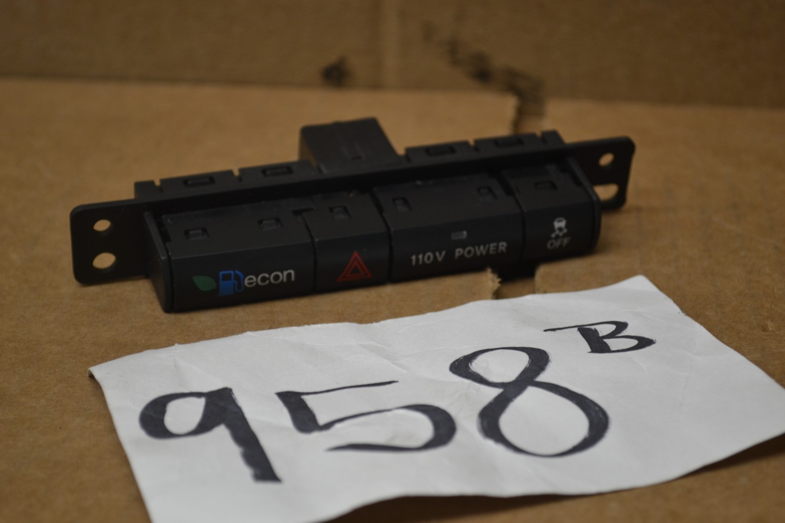10 11 12 Town & Country Econ Hazard Traction Off Power Switch Control #958-B 