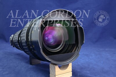 17-102mm Used Angenieux T2.9 PL Zoom (S/N 1574823)