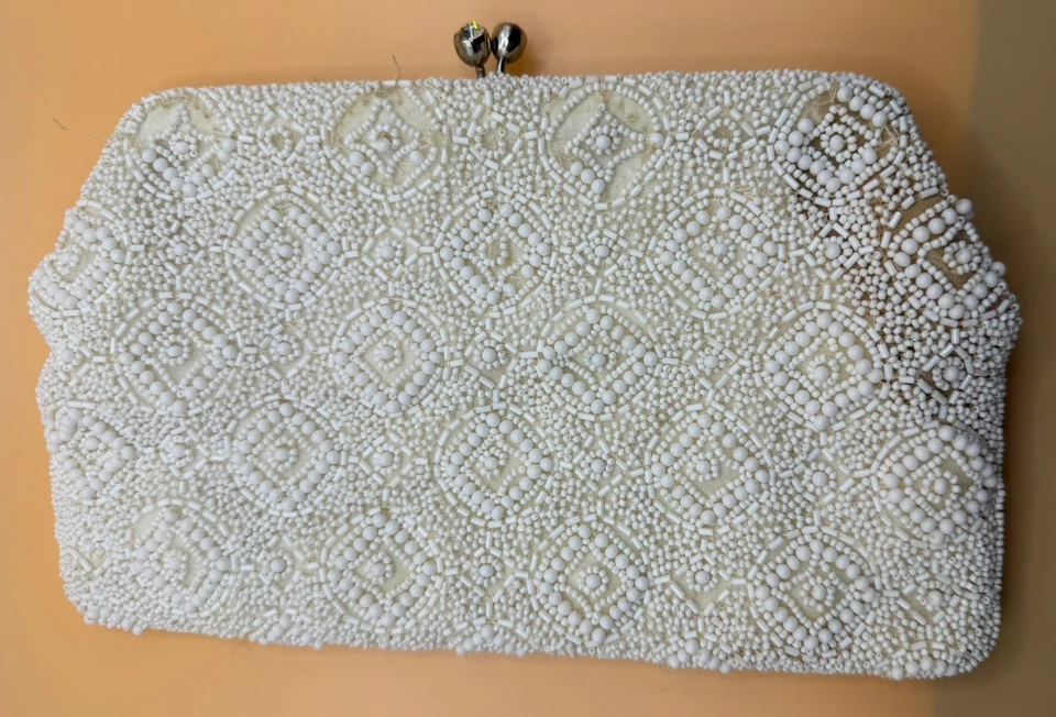 Vintage 1960s (?) Magid White Clutch, Stained, Made in Hapan - Image 2 of 4