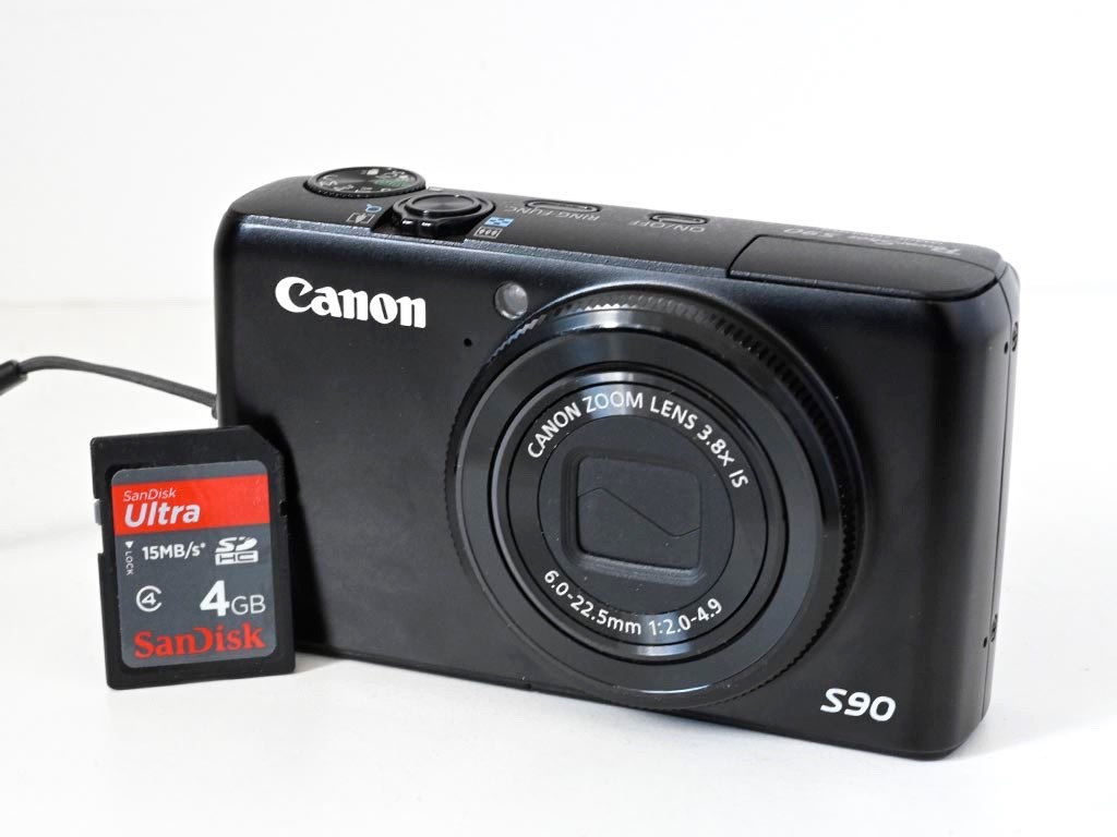 Foto 3 van Canon PowerShot S90 Digital Camera [ Free Shipping ]