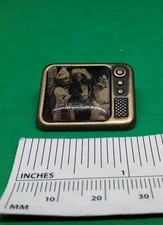 c1960s THE CISCO KID w/ Pancho Lapel Pin Tin Badge Television Show TV Pinback