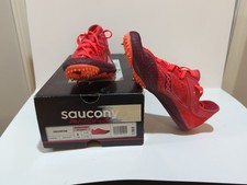 Womens Saucony Endorphin Track Running Shoes Cleats Size 6 New in box.