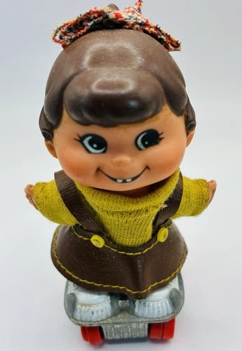 Vintage Mattel 1971 Small Shots Roller Skate Diecast SILLIE MILLIE
