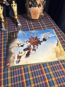 2 Lego Bionicle Kits 8568 Pohatu Nuva & 8565 Kohrak.  S5