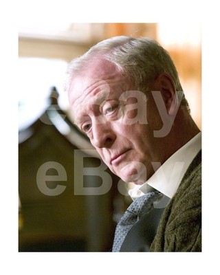 Batman Begins (2005) Michael Caine  Alfred  16 x 12 Zoll Foto Poster Druck