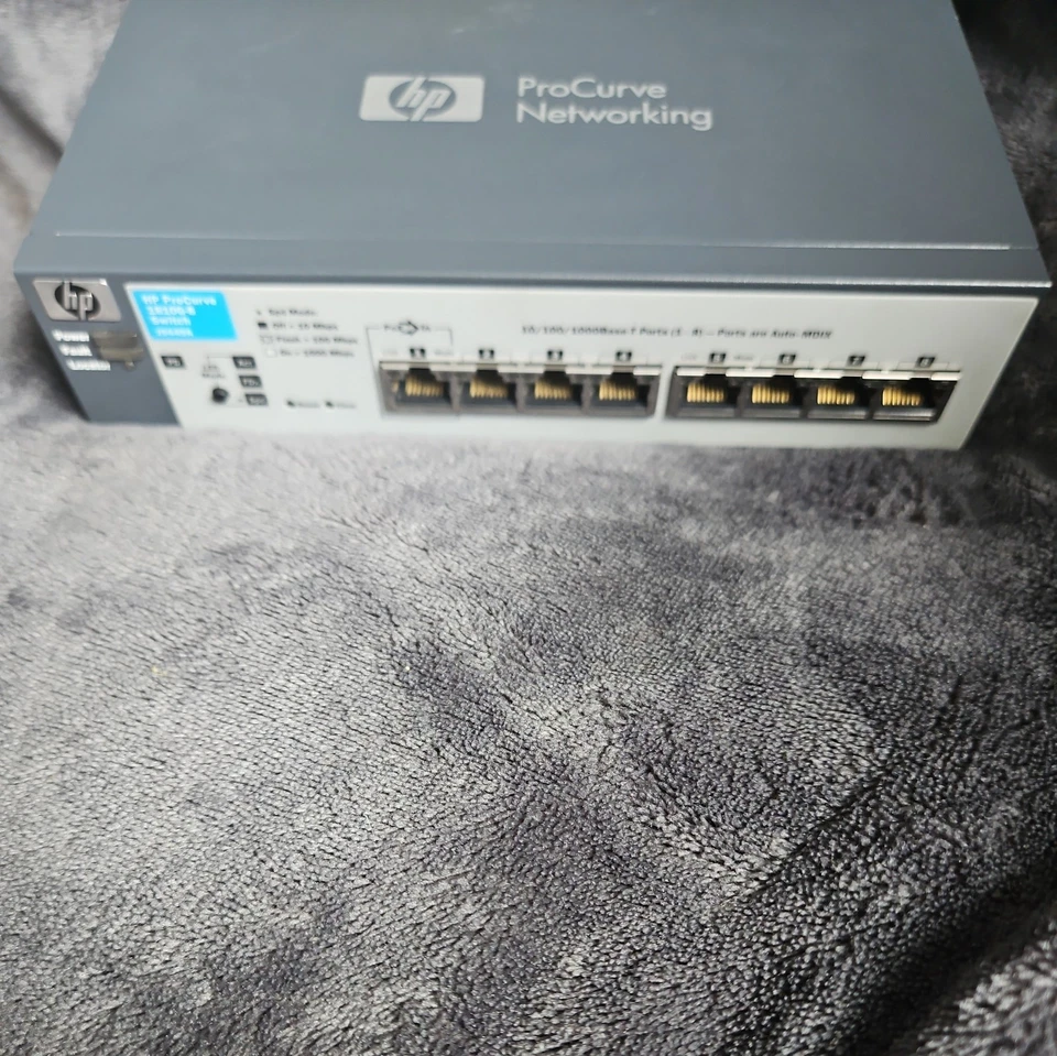 HP J9449A HP ProCurve 1810G-8 Gigabit Switch with No Plug or Fixings - Image 4 of 4