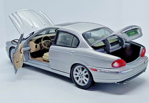 2001 Jaguar X-Type 1/18 scale Gray Diecast by Maisto - Picture 12 of 15