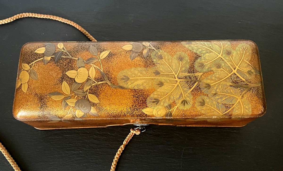 手箱 TEBAKO-BOX Gold lacquer tebako 手箱 (box for personal accessories