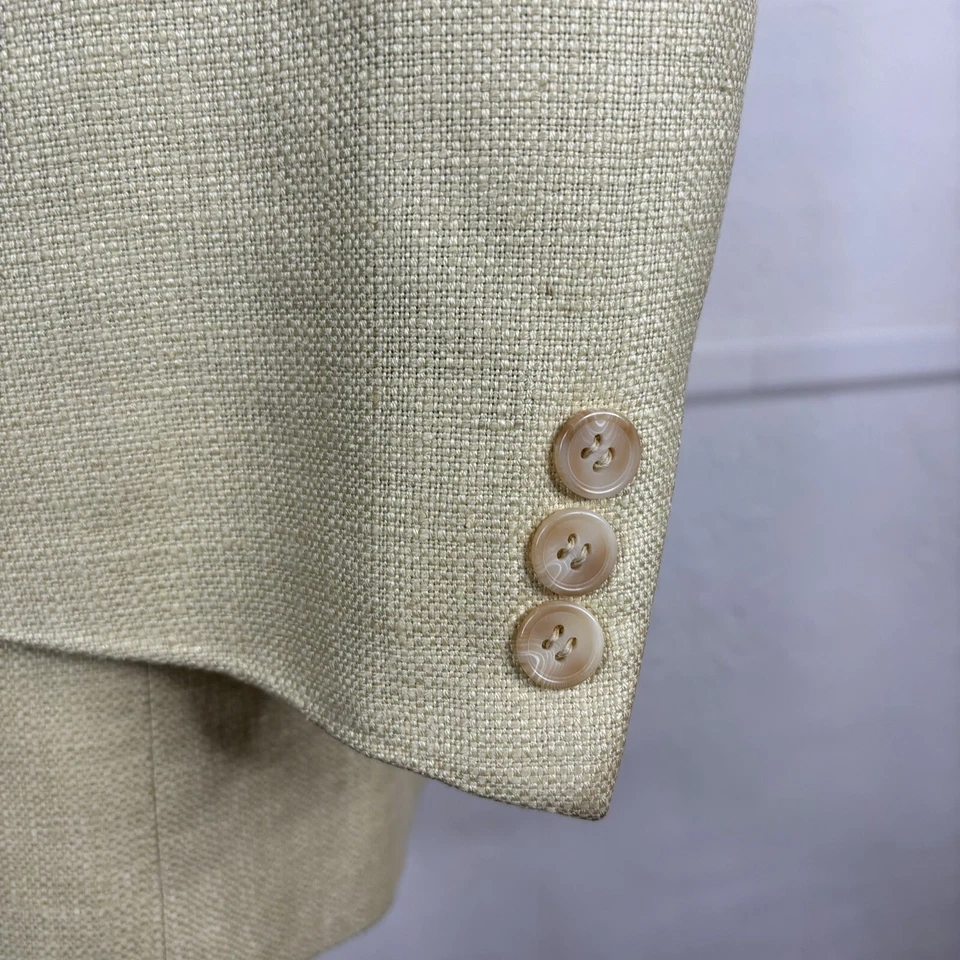 Bachrach Sport Coat Mens 38R Yellow Beige 100% Silk - Image 2 of 4