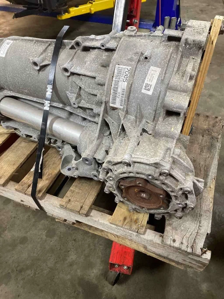 Fits 2013-2014 Audi S8 A8 Quattro 4.0L Auto Transmission Assy 8-speed Runs Great - Image 2 of 4
