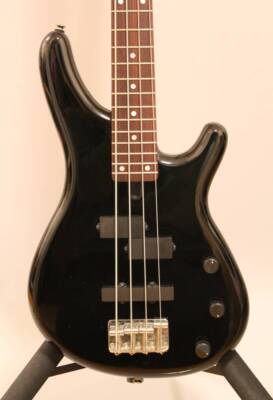 Electric Bass Guitar Yamaha MB-40 Motion B Black 24F Medium Scale