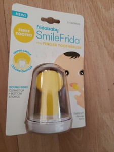 smilefrida finger toothbrush