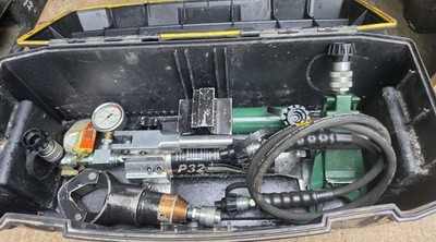 Simplex P32 Silver Lite 10,000 PSI Hydraulic Hand Pump