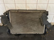 Mercedes-Benz E C207 W207 2012 Wasserk&uuml;hler A2045000323 FAH3125