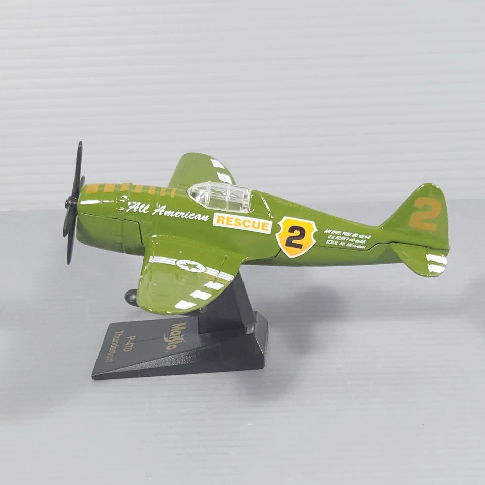 Republic P-47D Thunderbolt All American Rescue Plane Diecast Réplica 1997 Maisto Foto 3 de 4