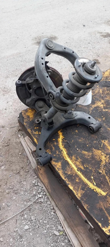 12-20 NISSAN NV 3500 Knee Assembly Right passenger less caliper - Image 2 of 3