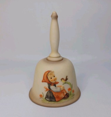 Goebel M J Hummel Fourth Edition Annual Bell 1981