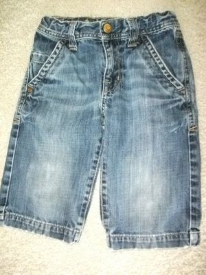  AMERICAN OUTFITTERS - reizende Jeans-Bermuda  im Vintagel. für 4Jahre /110