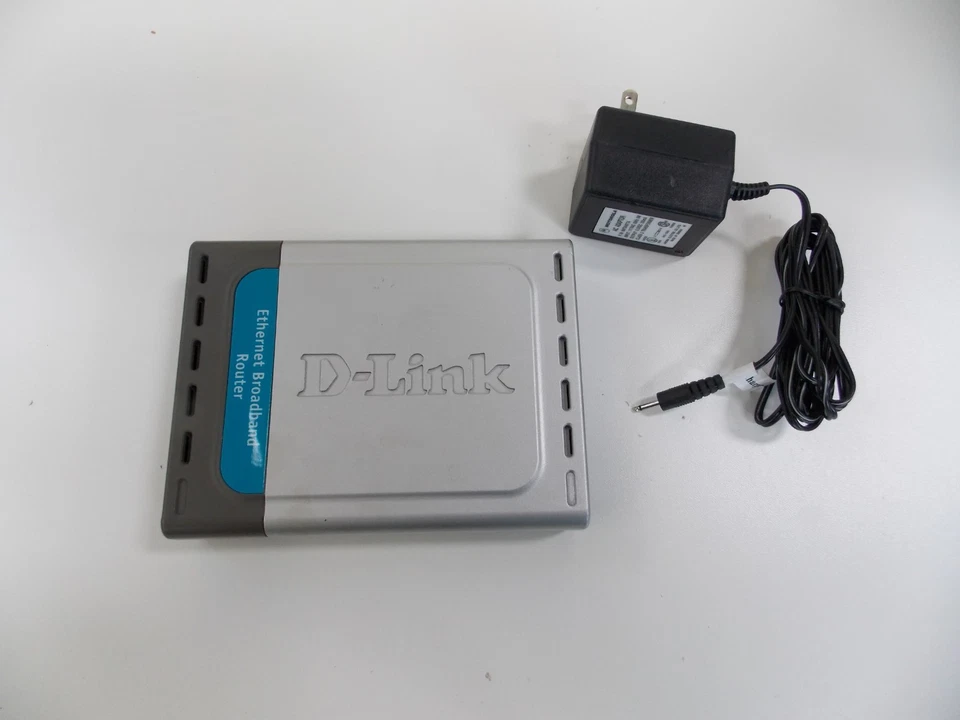 used D-Link DI 604 10/100 Ethernet Broadband Router 4 Ports A/C POWER ADAPTER - Image 2 of 4