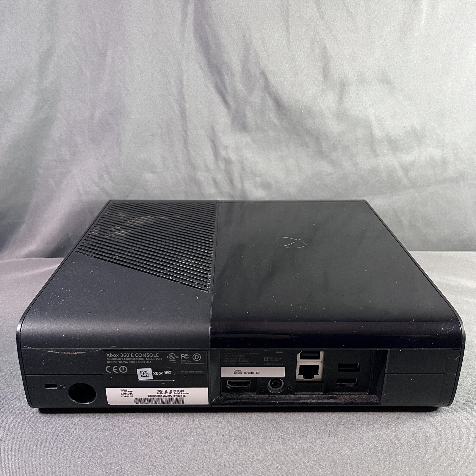 Microsoft Xbox 360 E 4GB Model 1538 Game Console + Kinect. eBay