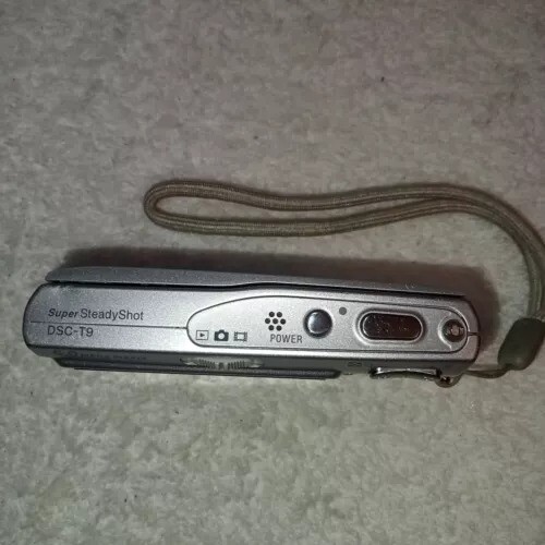 Sony Cyber-shot DSC-T9 6.0MP CCD Vintage Digital Camera 100