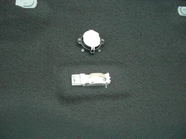 1999-01-2006 MERCEDES-BENZ W220 S430 S500  S55 AMG TRUNK LID COVER LINER CARPET - Imagem 4 de 4