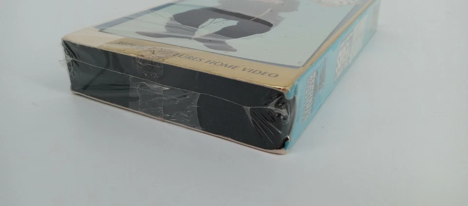 VCR VHS CHARLIE CHAPLIN THE EARLY YEARS Vol 3 Rare Republic Pictures Home Video - Image 3 of 4