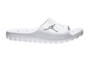 nike slippers for men white