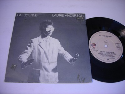 w PICTURE SLEEVE Laurie Anderson Big Science / Example 22 1982 Import 45rpm VG++