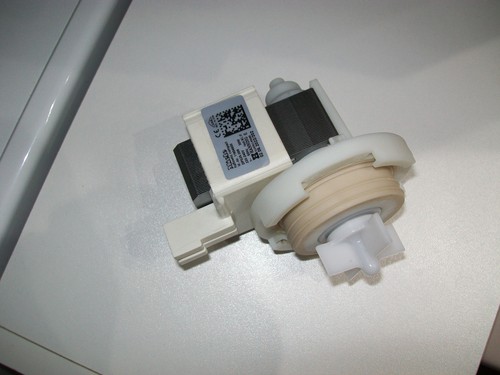 orig Miele Ablaufpumpe Magnettechnikpumpe Laugenpumpe Waschmaschine 900er #95