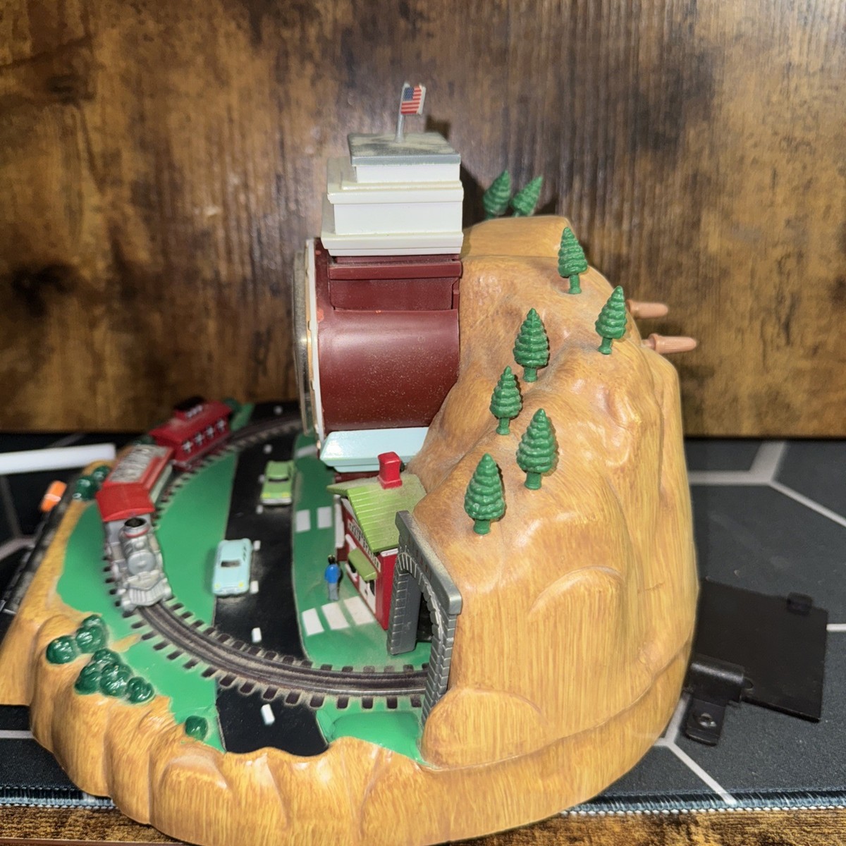 Lionel 100th Anniversary Limited Edition Train Station Alarm